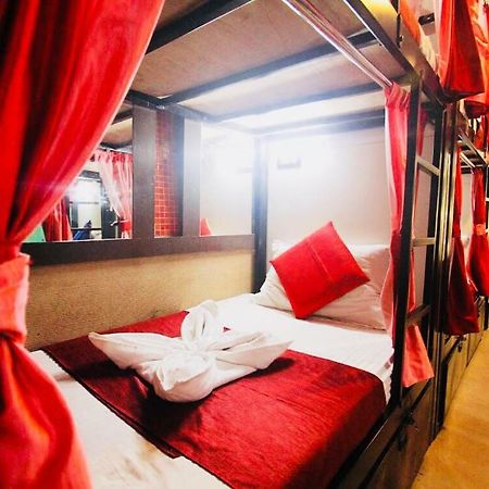 Town Hostel Mumbai - Ac Dormitory Exterior foto