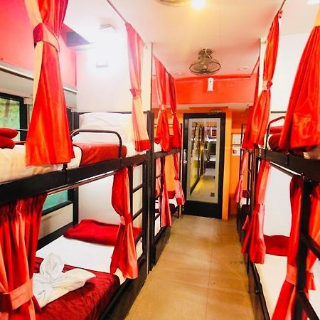 Town Hostel Mumbai - Ac Dormitory Exterior foto